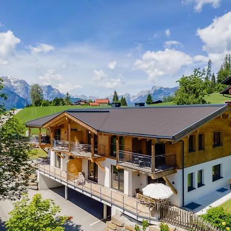 Werfenblick Apartmán *